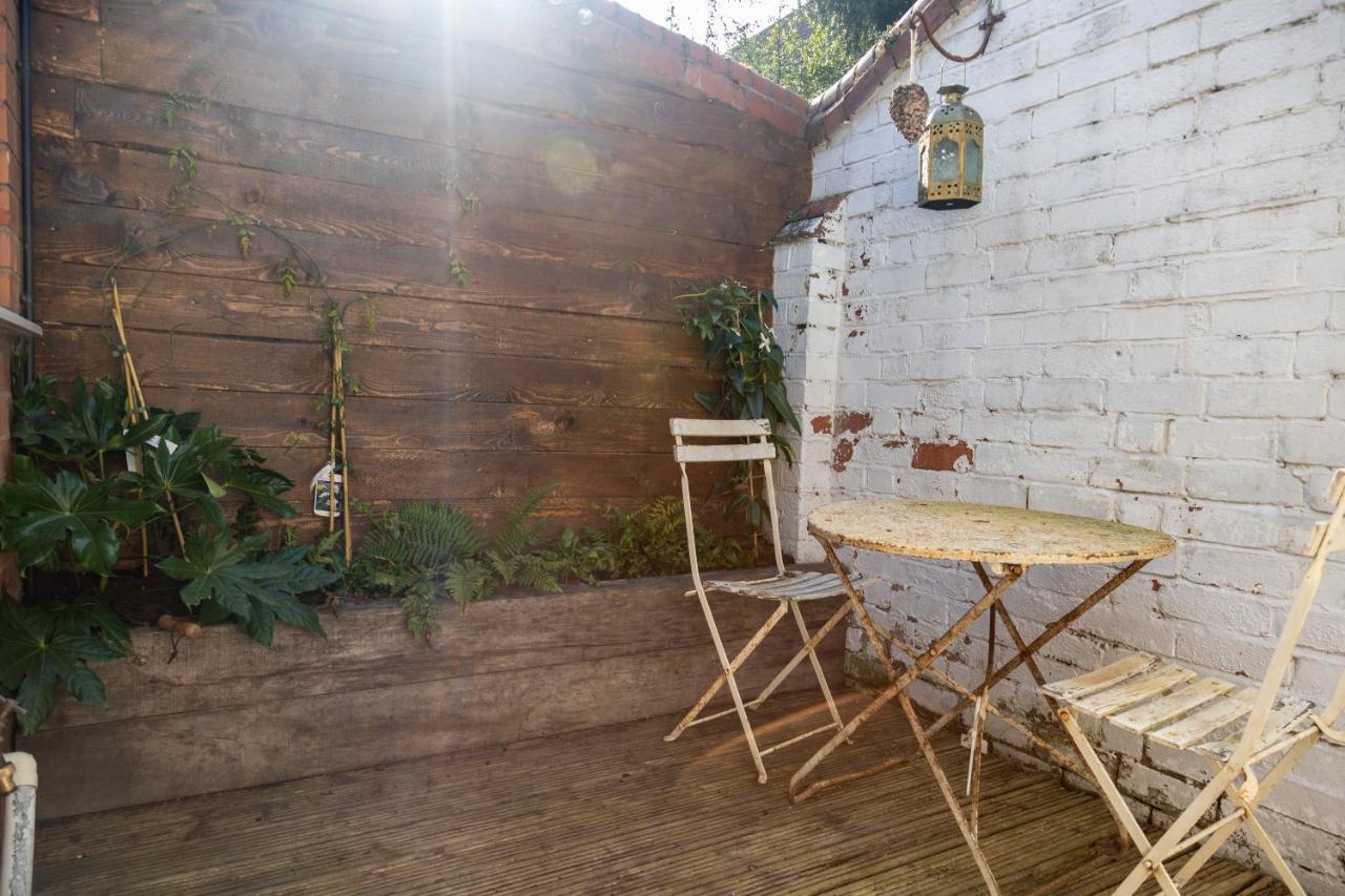 Hereford City - St Owens Terrace - Comfortable & Spacious Well Presented Three Storey House, Perfect For A Weekend Away & Exploring The City On Foot - Hosted By Rentmyhouse Екстериор снимка