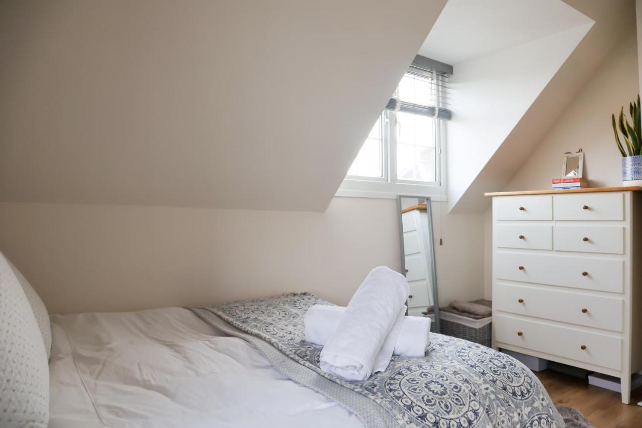 Hereford City - St Owens Terrace - Comfortable & Spacious Well Presented Three Storey House, Perfect For A Weekend Away & Exploring The City On Foot - Hosted By Rentmyhouse Екстериор снимка