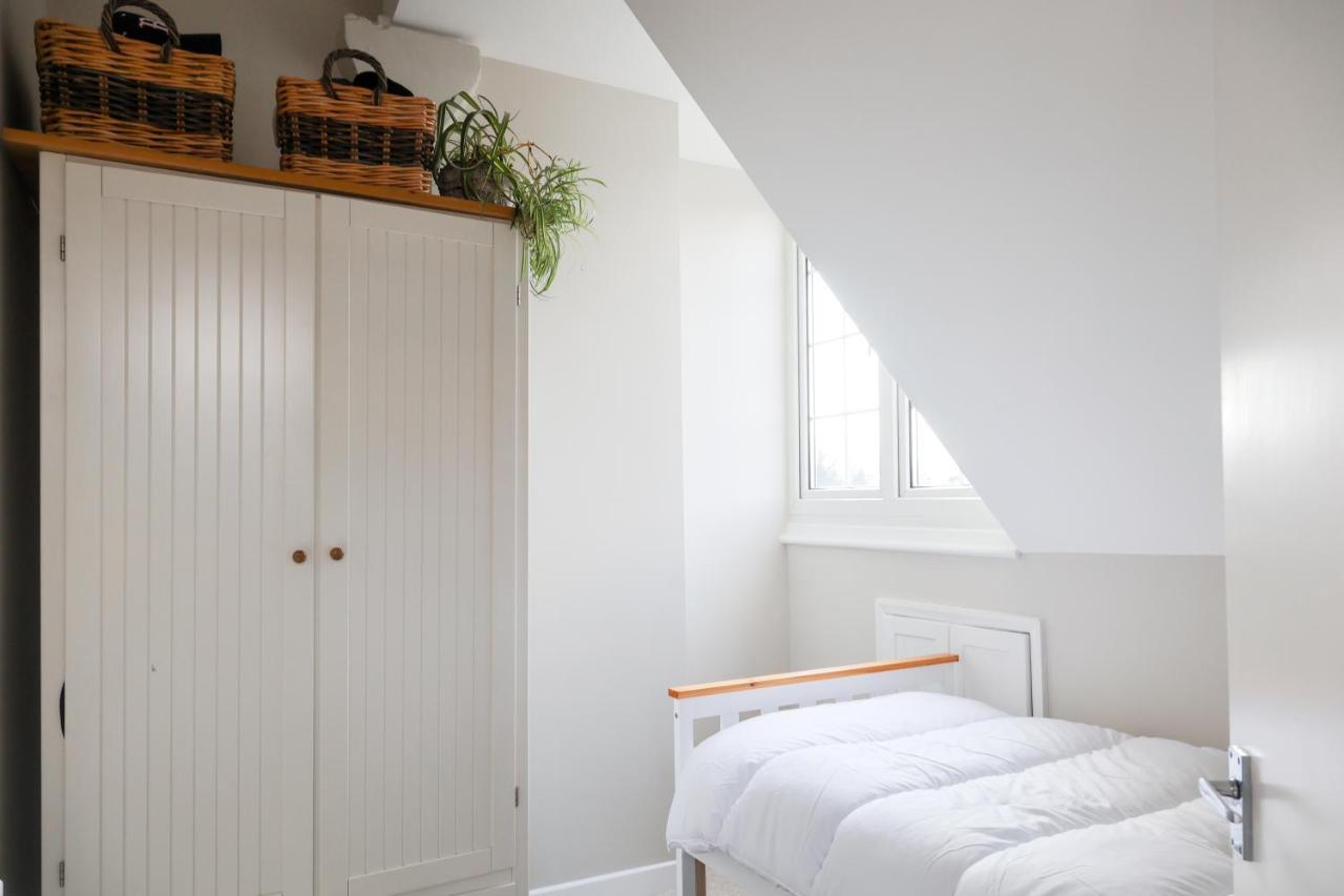 Hereford City - St Owens Terrace - Comfortable & Spacious Well Presented Three Storey House, Perfect For A Weekend Away & Exploring The City On Foot - Hosted By Rentmyhouse Екстериор снимка